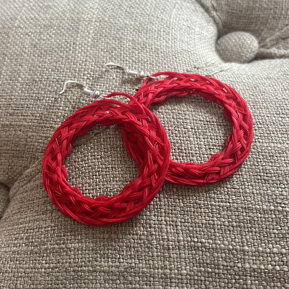 ⭕️⭕️ earrings - Picture 2 of 2